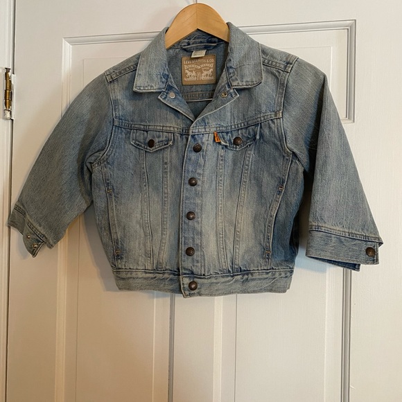Levi's Short Sleeve Denim Jacket Deals 